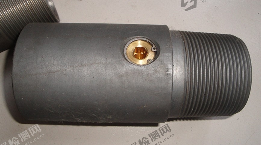 泄油器.png